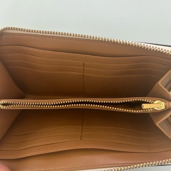 COACH- Accordion Zip Wallet with Apple Print in Gold. - Picture 6 of 6